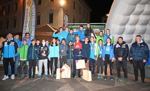 premiazione squadra vincitrice SLO (PHOTO ELVIS)